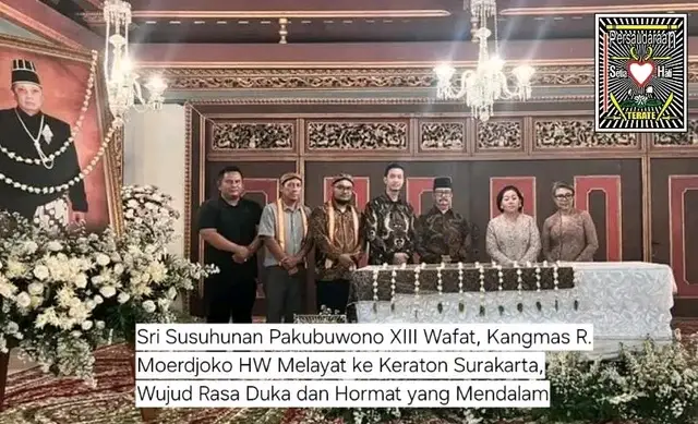 Ketua umum PERSAUDARAAN SETIA HATI TERATE (PSHT) Kangmas R. Moerjoko turut menghadiri pemakaman raja pakubuwoni XIII sebagai bentuk rasa dukacita yang mendalam