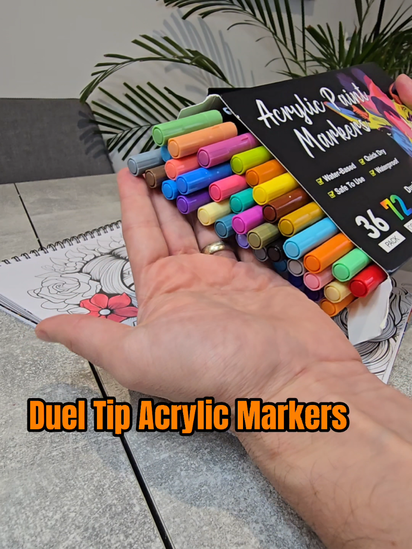 Duel tip Acrylic markers #acrylicpens #acrylicmarker #colouring #crafting #tiktokmademebuyit 