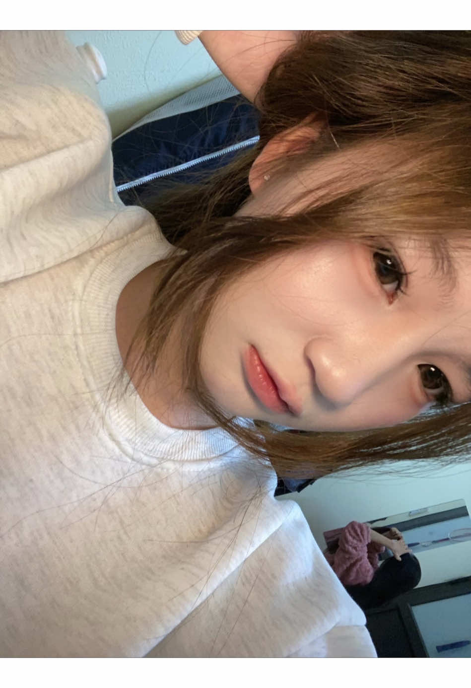 Thì ra đây là bí quyết để có nền mỏng nhẹ😍#makeup