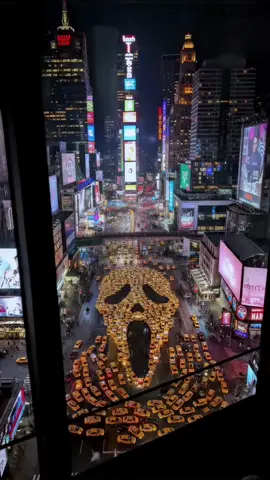 New York Halloween Parade#halloweeninnyc #purplehighwaysadventures #NYCHalloweenParade#OnlyInNYC#usa🇺🇸