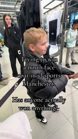 North face competition @JD Sports Trafford centre Manchester  Has anyone ever actually won anything from the cards?  #jdsports #jdsportsmanchester #northfaceicecompetition #traffordcentremanchester  #competition 