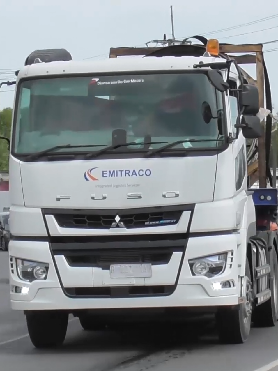 FUSO Super Great VI hadir lagi...