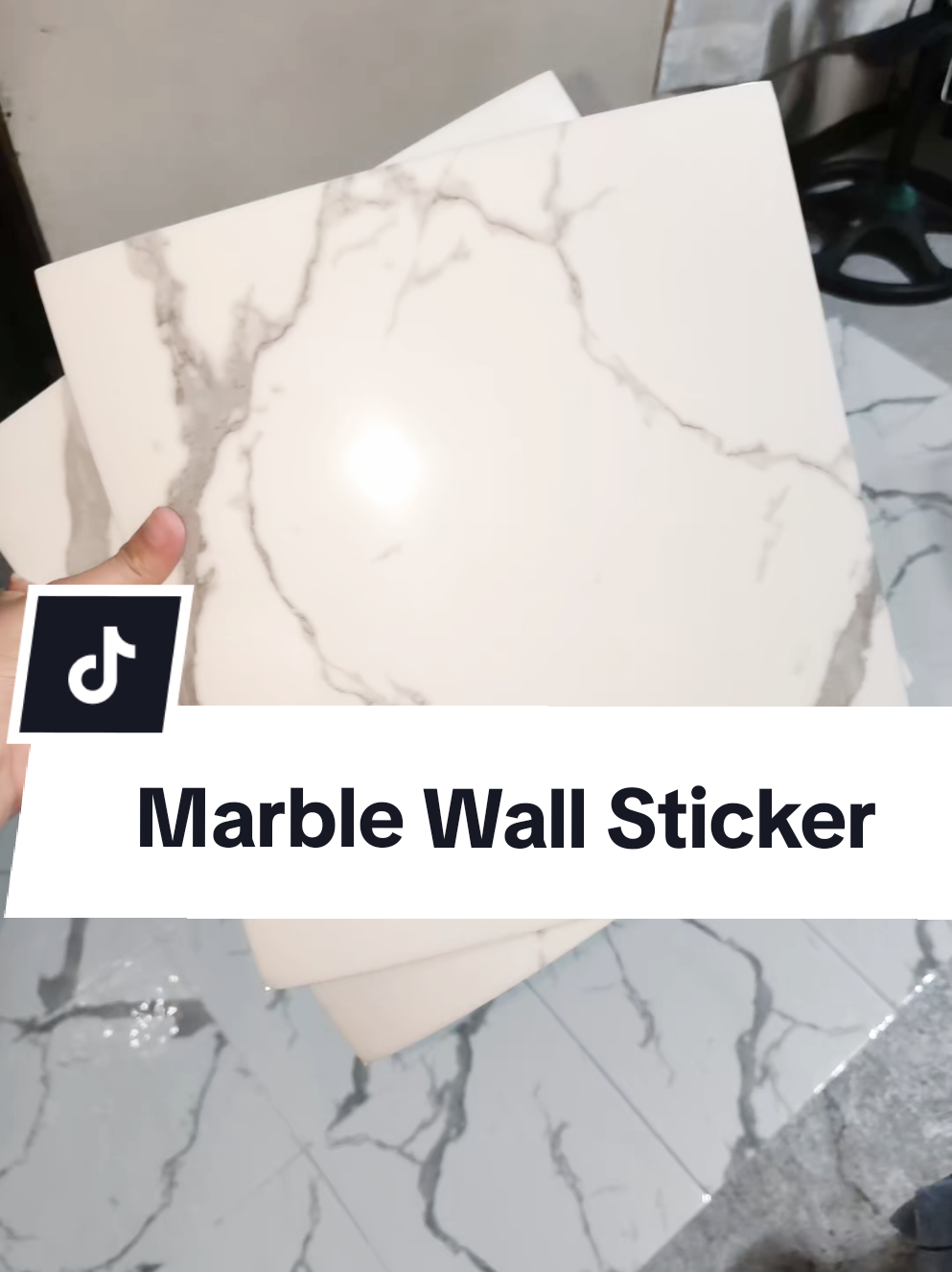 Ganda nito madikit kahit rough ang sahig namin dumikit talaga sya 🥰🥰 #wallsticker  #wallstickertiles  #marblewallsticker  #kitchenwallstickerwaterproof 