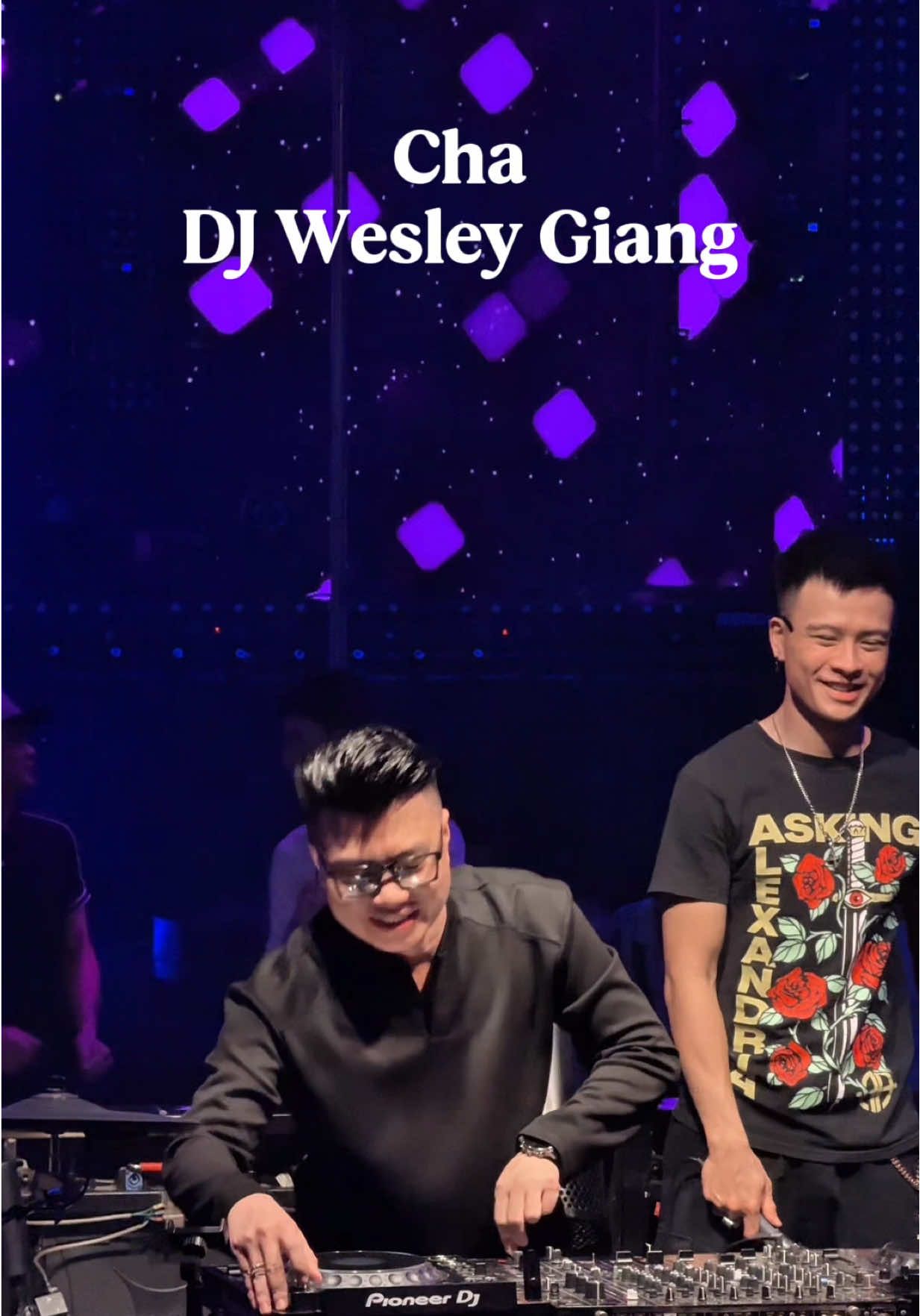 𝙲𝚑𝚊 𝚍ạ𝚢 𝚌𝚘𝚗 𝚖ọ𝚒 𝚝𝚑ứ 𝚗𝚑ư𝚗𝚐 𝚕ạ𝚒 𝚔𝚑ô𝚗𝚐 𝚍ạ𝚢 𝚌𝚘𝚗 𝚜ố𝚗𝚐 𝚝𝚑ế 𝚗à𝚘 𝚗ế𝚞 𝚝𝚑𝚒ế𝚞 𝚌𝚑𝚊 𝚝𝚛ê𝚗 đờ𝚒 ..🥺 @DJ WESLEY GIANG @Mc Win On Air #nhachaymoingay #vinahouse #xuhuong #viraltiktok #newphuongdongclub 