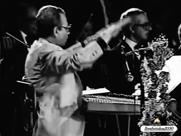 حبيبتي ردي سلامي | لندن 1983 ( الكوبلية الاول ) #محمد_عبده #ترند #اكسبلور  #fypage #fyp 