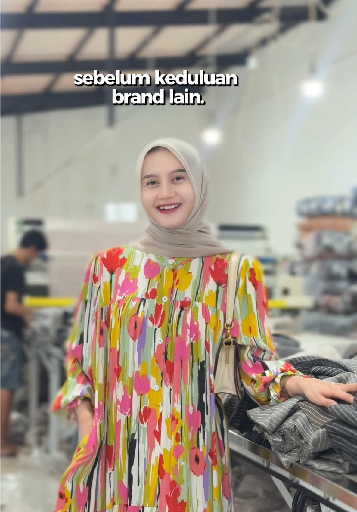 Info pentingg buat yang lagi cari vendor konveksi, bisa banget ke @Zie garment ya 🥰✨  