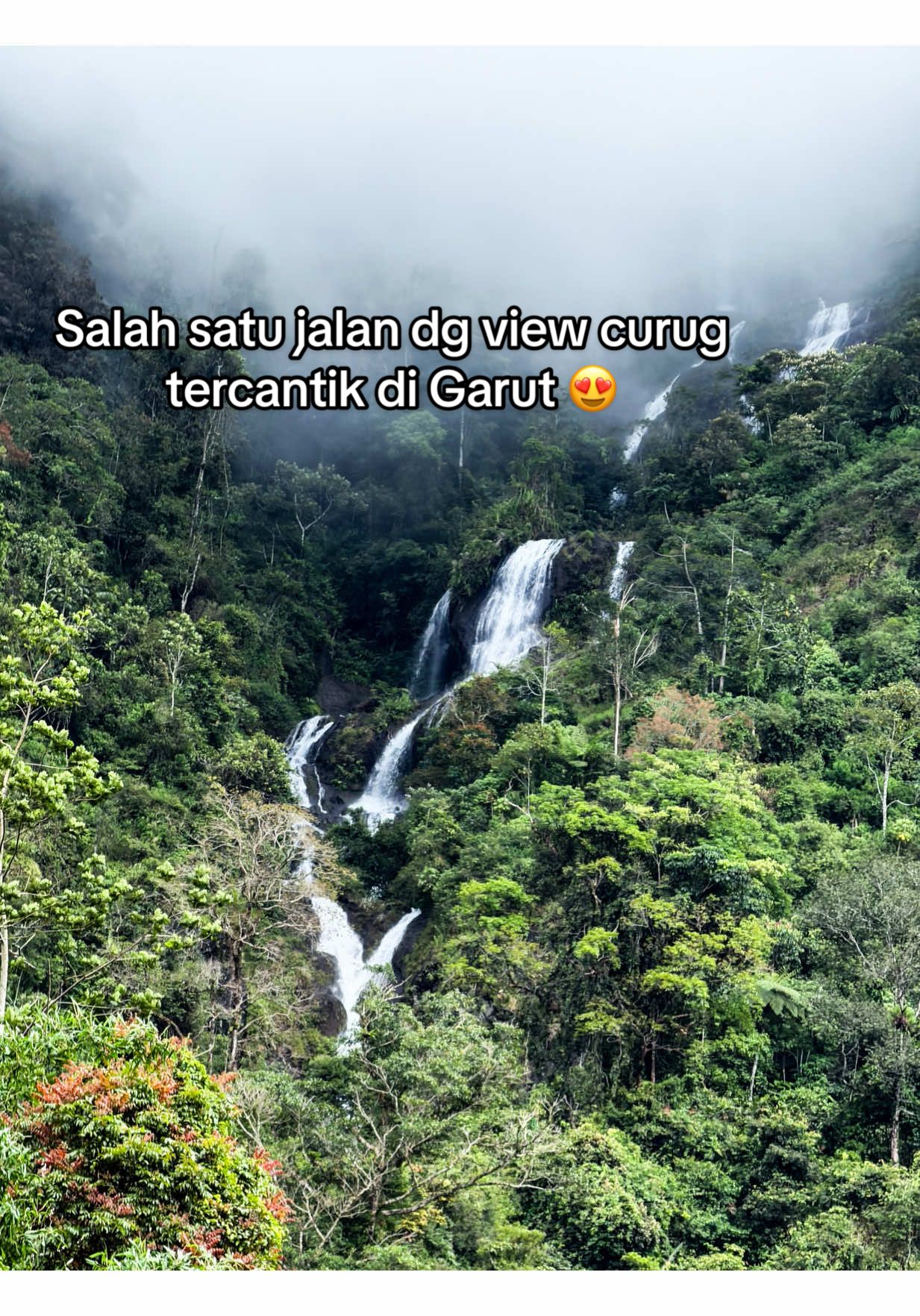 POV : jalan di Garut ketemu curug yg cantik banget 😍 #garut #curuggarut #garutjawabarat 