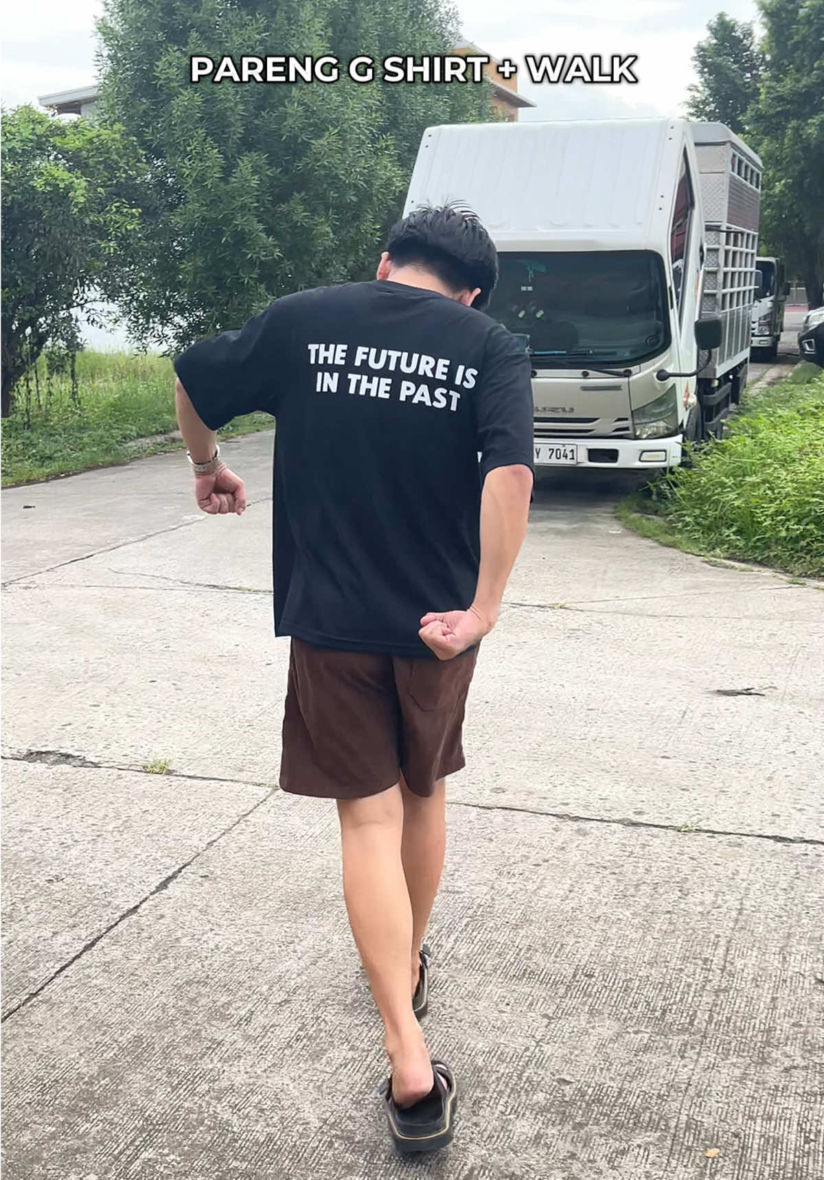 @Pareng G Human made shirt + Walk 😂 #shirtformen #humanmade #humanmadeshirt #outfitinspo #ParengG 
