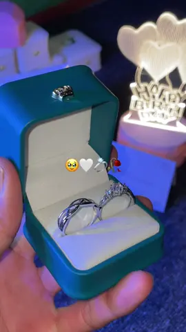 Beliin cincin ini buat pacar kalian💍🤍🥀#cincincouple #cincin #kadocincin #couple #furyou 