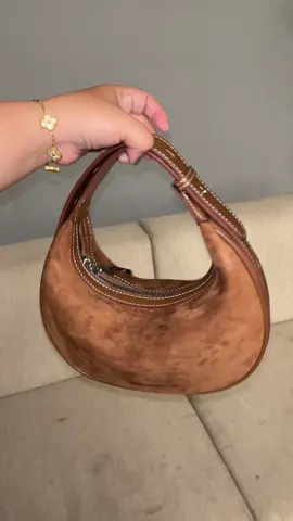 🤎 #tascantik #taswanita #shoulderbag #handbag 