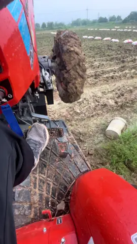 ko ai đứng đầu đỡ dùm hết ta 😂😂🚜🚜#5228 #🚜 #giảitrí 