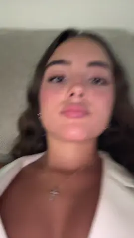 @sarittaa 💋 vía TikTok #parati #influencer #saragarcia #sara 