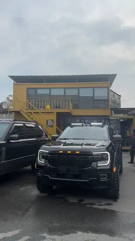 Ranger lên đồ đơn giản mà đẹp 🚘🚘 Liên hệ em để được tư vấn các phụ kiện đồ chơi bán tải…Ford #doxe #doxechuyennghiep #ford #doxeford #ranger 0️⃣8️⃣3️⃣6️⃣3️⃣1️⃣3️⃣8️⃣8️⃣8️⃣