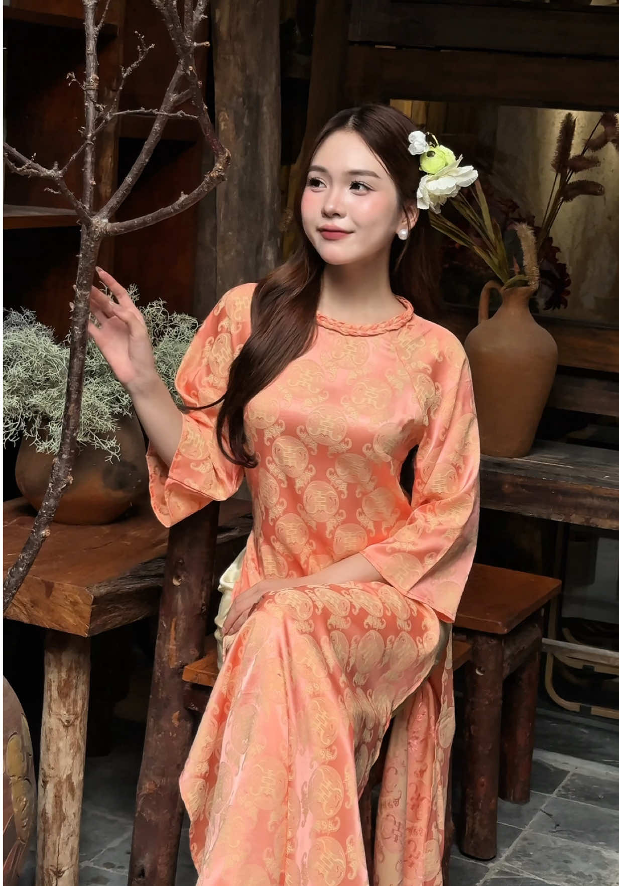 Nhạc xập xình nhạc vui quá vuiiiii #outfit #xuhuong #viral #xuhuongtiktok #setxinh #xuan2026 #thoitrang #phoidoxinh #trending #aodaivietnam #thơ #aodai 