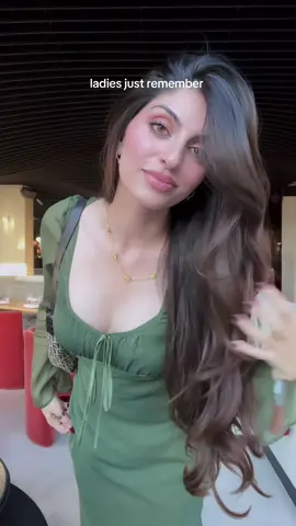 The world is your oyster 🤍