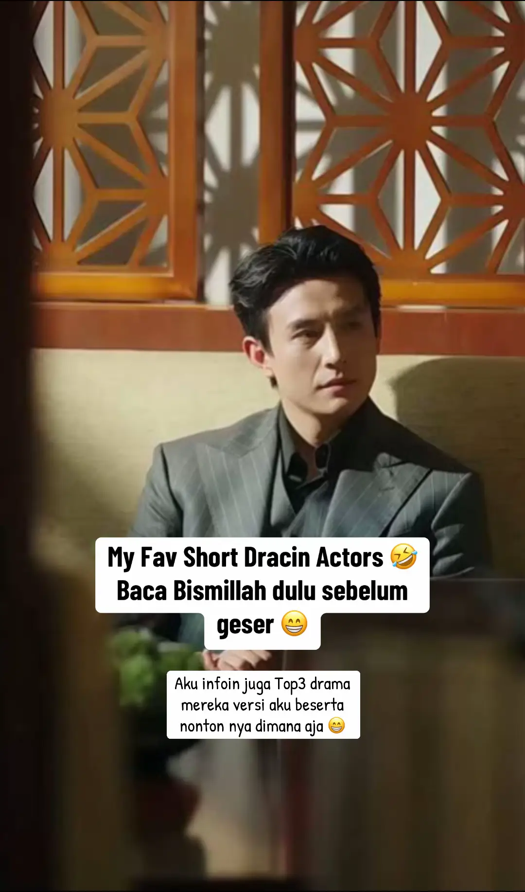 11 Top Short Dracin Actors versi aku. Kita seleranya yang mature dan manis 🤣. Aku masukin juga top3 drama favorit mereka versi aku plus nonton dimana. Sayang sekali aku gak masukin Ma Xioayu dan Ke Chun.. mungkin lain kalii yaa kalo aku udah sering rewatch lagiii hehehe.  Wakakakakaka gak nyangka sampai juga ke tahap ini 😭🤣🤣 walau foto arsipnya di HP buat bahan post sempet diapus-apusin bocah dan suami, cuman ditinggalin satu foto Chen Si 🤣.  Oh iya kalau kebiasa nonton long drama atau drakor, kualitas short masih jauh yaaa mungkin banyak yang belum terbiasa. Namun, tetep aku tonton karena berbagai alasan 😬wakakakaa. Banyak ceritanya yang amburadul tapi banyak juga yang emang bagus ❤️ #actorshortdramachina #liuxiaoxu #wanghaozhen #zhaozhendong赵振栋 #dracinrekomendasi 