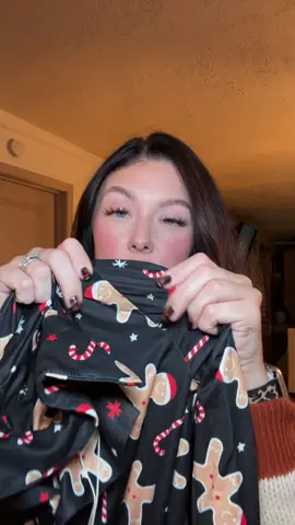 Grab these deals before they are gone!!!!!!#patpatfamilychristmaspajamas #patpatchristmaspajamas #tiktokshopblackfriday #tiktokshopcybermonday 