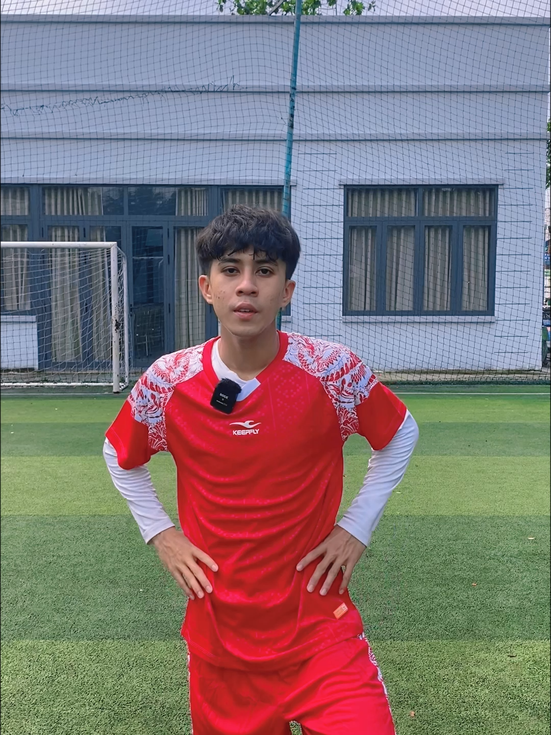 𝐊𝐄𝐄𝐏𝐅𝐋𝐘 𝐅𝐨𝐨𝐭𝐛𝐚𝐥𝐥 | Cùng Huy Hoàng sửa lỗi sai dễ mắc phải khi đối mặt 1vs1 nha anh em 😎 #KEEPFLY #thethaoKEEPFLY