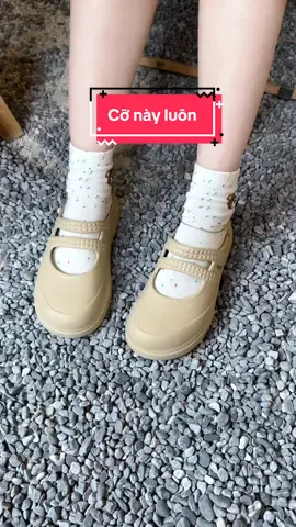 Dép nesty đi cỡ này #muataitiktokshop #vyvyreview #tiktokshop #nesty #depnesty 
