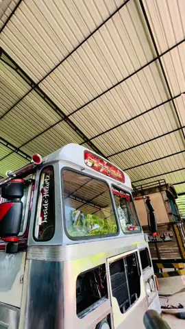 මොකද වෙන්නේ යාලූ තව ටිකදවසකින් අපි එන්නයි යන්නේ 😁