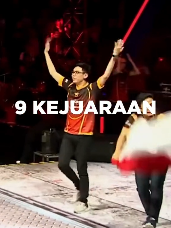 Bukan mau bahas sejarah, Tapi kalo mau adu piala all devisi ya gas. #rrqhoshi #rrq #rrqkingdoom #fyppppppppppppppppppppppp 