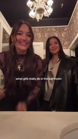 love her lots @✰ C H E L S E A ✰ #fyp #girlhood #girlsnight #friendship #paratiiiiiiiiiiiiiiiiiiiiiiiiiiiiiii 