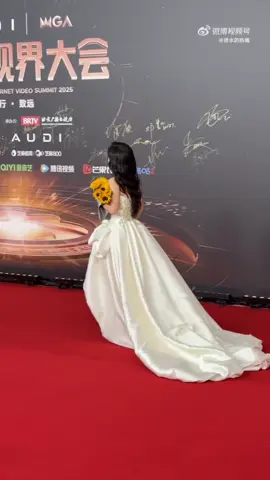 Is so beautiful 🥰 #shenyue #viral #fyp 