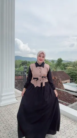 Spoiler gamis hitam manisnya bestie🥰#promomakanharian #fyppppppppppppppppppppppp #amandafashionbyrumahfaiz #jangkauanluas #trending 