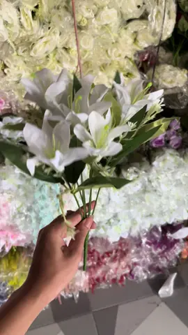 Cek keranjang kuning ⬇️⬇️#fyp #bungaartificial #bungadekorasi #dekorasi 