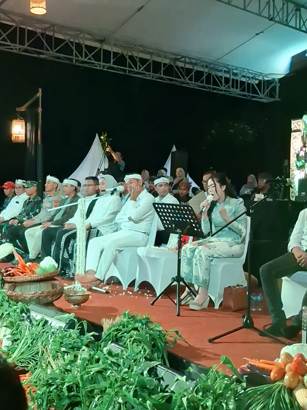 bapa aing mengahayati sekali #kangdedimulyadi  #abdinagringanjangkawarga  #fypシ゚viral🖤tiktok  #kanaya 