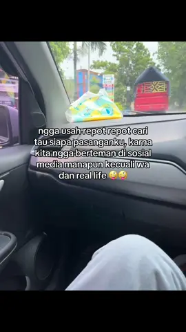 yg pasti aku ngga sendirian, ada seseorang dibalik layar 🤪 #fyp #foryou #foryoupage #fypシ゚ 