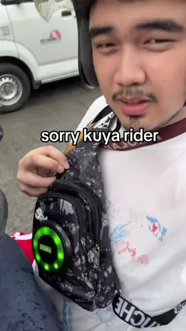 pagbaba ko sabi niya saken “bababa na sana kita sa daan kaso ang ganda ng boses mo” #totoongpangyayari #sinabiniyayan #motor #pagibigfortunecookie 