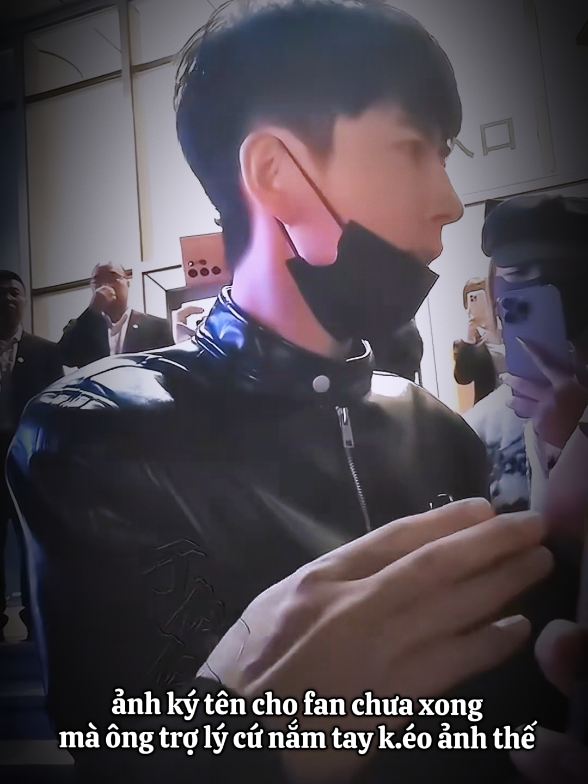 có con s.ó.i ngày ngày kè kè bên cạnh  chắc anh s.ợ lắm phải không? #justiceforyumenglong #alanyu #yumenglong于朦胧 #yumenglong #vumonglung🍋🍋 