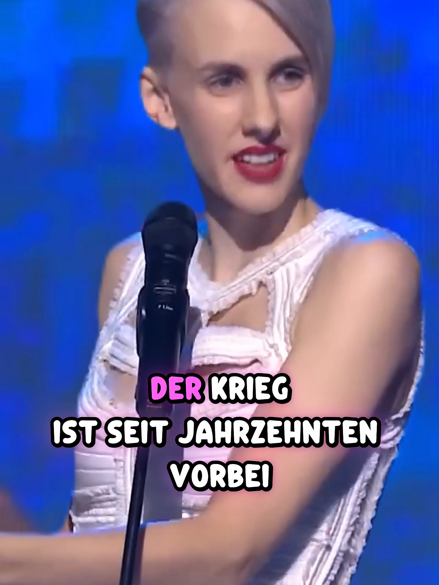part 1 #russland #papst #Jakobsweg Die Flüchtlingswellen rollen: Erst die Syrer, jetzt die Ukrainer und am Ende kommen die Sylter. Lisa Eckhart bei Olafs Klub über ihr großes Herz - und Superkleber. #jumpspasszone #comedy #standupcomedyindonesia #papamobil #pilgern #waffenlieferungen #papst #russland