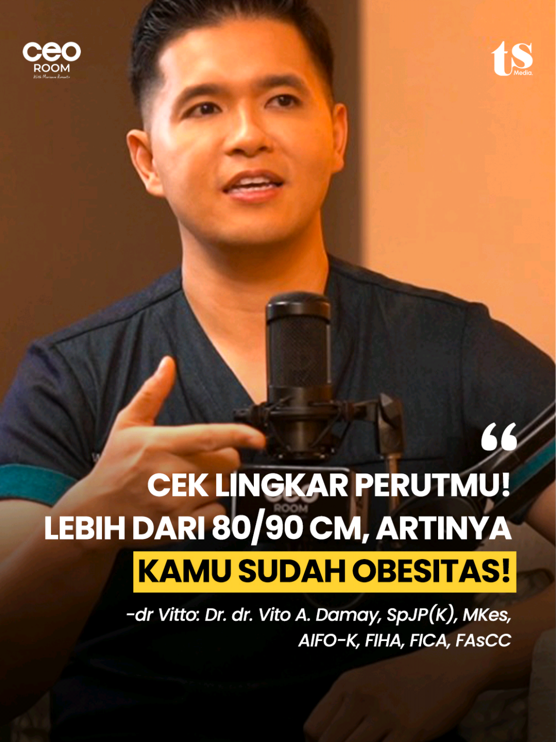 Teman Setia udah ukur lingkar perut belum? Kalau lebih dari 80 cm (cewek) atau 90 cm (cowok) hati-hati, itu tanda obesitas sentral! Lemak di perut bukan cuma soal penampilan, tapi juga sinyal risiko penyakit serius. Yuk mulai hidup sehat dari sekarang 💪✨ Tonton selengkapnya di #CEORoom  #TSMedia 