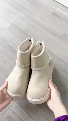 Bốt xinh nè #botmuadong #giaybotmuadong #uyennhungshop #xuhuongtiktok 