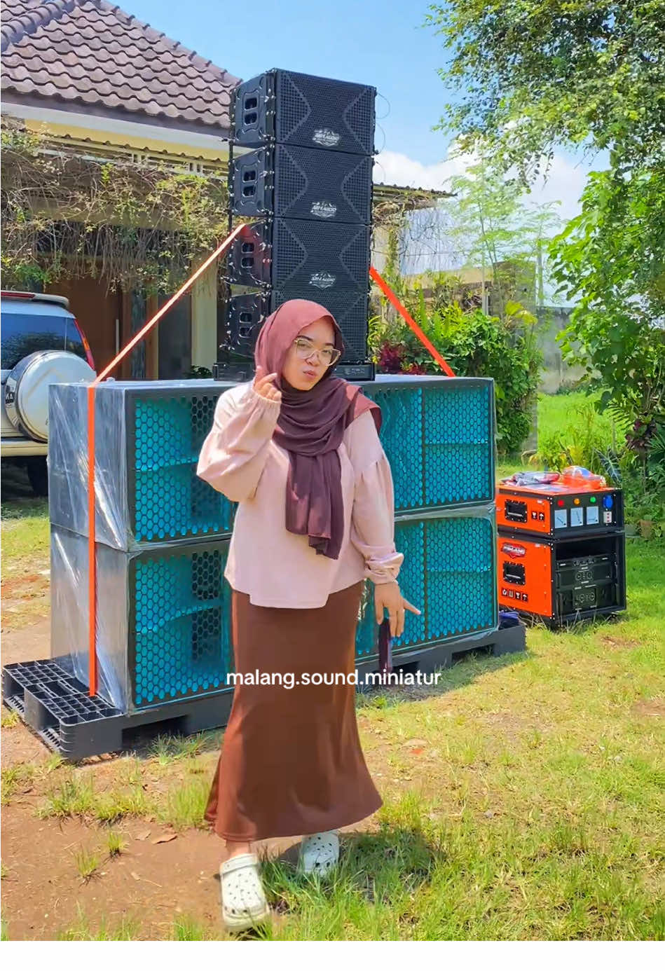 Paket Minimalis 🥰😘 Dapatkan produk lainnya hanya di kami @malang.sound.miniatur Siap Melayani : - Sound System fullset - Miniatur sound system - Box speaker  - Power & lighting - ACC sound system  Hanya di kami @malang.sound.miniatur 😉 Silahkan Order/tanya tentang kebutuhan anda mengenai sound miniatur 🤗 Untuk harga tergantung model, ukuran dan spek komponen 😇 Semua unit Pre-Order / pesan terlebih dahulu,  terlebih jika ready bisa langsung siap kirim 👍. menerima pesanan box mentahan, hingga fullseat siap bunyi 🤩🤩 Order/tanya²/minat Wa 081334257762 📞 Lokasi Malang kota, blimbing Siap bantu kirim², 100% Amanah | | | #soundviral #miniatursoundsystem #malangsoundminiatur #ceksoundhoreg #ceksoundsistem           