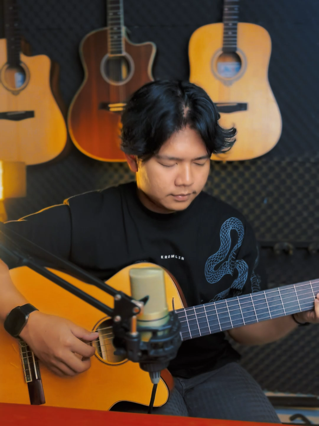 Nih Kualitas suara Gitar JGS Klasik Nylon GCC02NA!  Yuk bisa langsung join live tiktok untuk order! dan kalau pengen minta spill bisa komen dibawah!  #gitarakustik #jogjaguitarshop #coverlagu #gitar #jgsguitar #yogyakarta #dluxe #gitardluxe #coversong