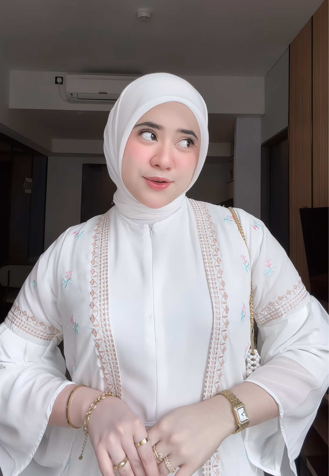 baju raye 2026 dh pada co belum?👀🤍 #gamis #gamisabaya #gamislebaran #gamiscantik #gamiskekinian 