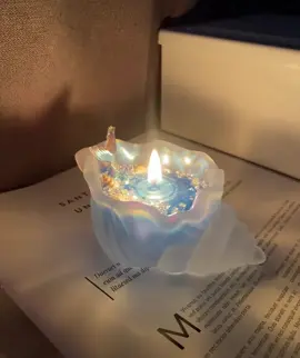 Cảm giác như “nắm” được cả đại dương thu nhỏ vậy á 🌊 #nenthom #nenthomhandmade #accessories #decor 