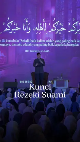 Suami yang bijaksana bukan yang selalu benar, tapi yang tahu kapan harus diam, kapan menuntun dengan lembut. 🍃 وَعَاشِرُوهُنَّ بِالْمَعْرُوفِ “Pergaulilah mereka (para istri) dengan cara yang baik.” (QS. An-Nisā’: 19) 🌙 Karena di balik rumah tangga yang tenang, ada suami yang sabar dan penuh kebijaksanaan. ✨ Silahkan di share seluas-luasnya yah sahabat😇 #SuamiBijaksana #RumahTanggaSakinah #SahabatShalih #LingkaranKebaikan #UIR  