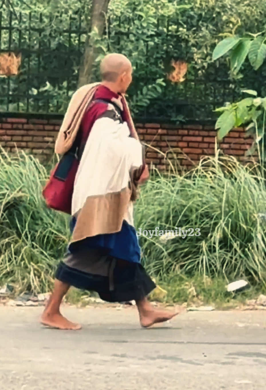 Hình ảnh Thầy rất đẹp ngày 3/11. #thayminhtue #joyfamily23 