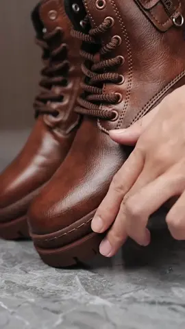 Giày Nam Cổ Cao, Boot Martin Cố Cao Thời Thượng, Phong Cách Đỉnh Cao#giày #giàyda #dcgr #giàynam 