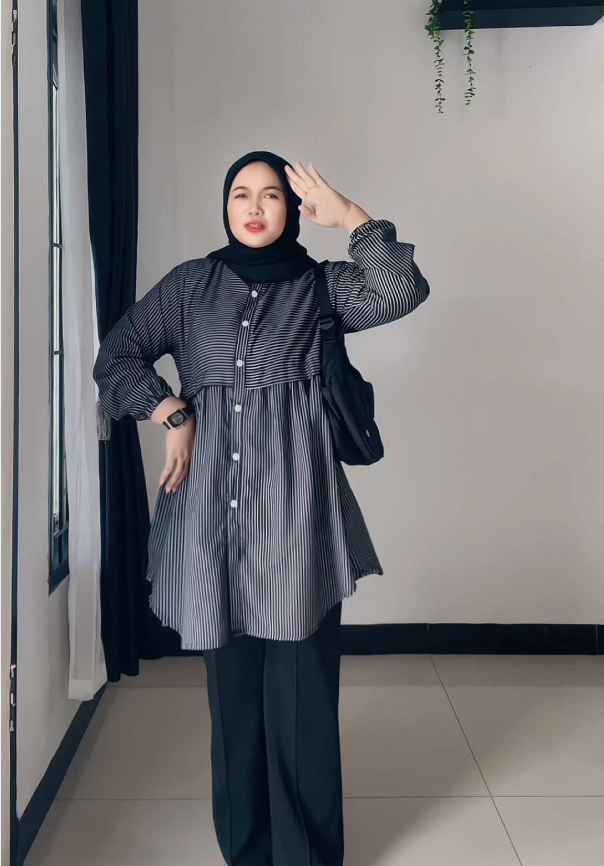 #tuniksalur #outfitwanita #atasantunik 