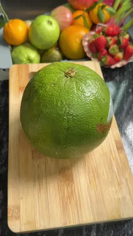 Bưởi da xanh ngọt thiệt đó mấy bà ơi.  Trái cây cắt sẵn TP.HCM 🍎🍑🍓🍉🥭🥝 #viralvideo #traicaycatsan #hcm #gòvấp #camcamfruit🍊 