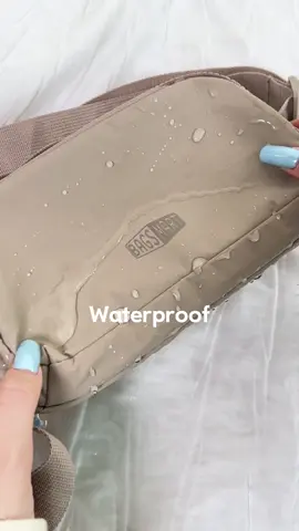 Don't miss out this convenient slingbag！🍊👜☕️#bagsmart #fyp #whatsinmybag #packingorders #fyp #slingbag #crossbodybag 