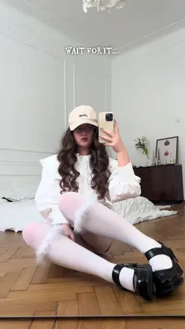 The way he tells his name 🙏🙏🙏🙏#dracula #draculalovetale #OOTD #fashion 