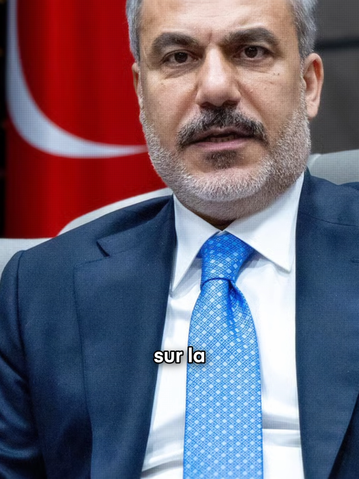 🌍 Abonne toi pour suivre l'actu géopolitique. La Turquie veut prendre le contrôle de l'avenir de Gaza. Ankara réunit lundi les ministres des Affaires étrangères de sept pays musulmans pour peser sur la gouvernance de Gaza. La diplomatie turque affirme qu'un cessez-le-feu ne suffit pas et que Gaza doit être gouvernée par les Palestiniens. Elle propose de participer à la force internationale de stabilisation prévue par Trump, mais Israël refuse jugeant Ankara trop proche du Hamas. Abonne-toi pour rester informé.