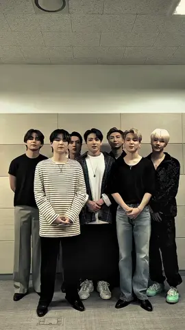 tolong cari keberadaan ketua gue yang gak ada kabar😩 #btsarmy #bts_official_bighit 