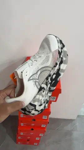 New arrival. Ortuseight Running Hyperblast 2.1. Best one for cushioning #efs #foryoupage #extravaganza #efskl #ortuseightrunning 